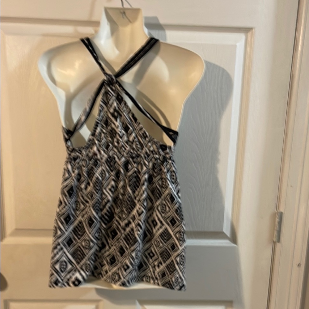 Pink Republic Black and White Camisole - Picture 5 of 5